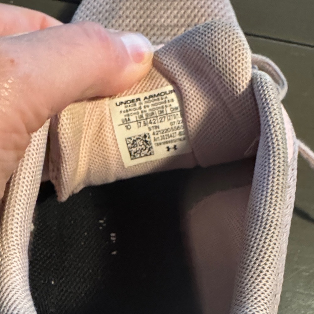 Under Armour Women's Light Pink Sneakers - Picture 7 of 8